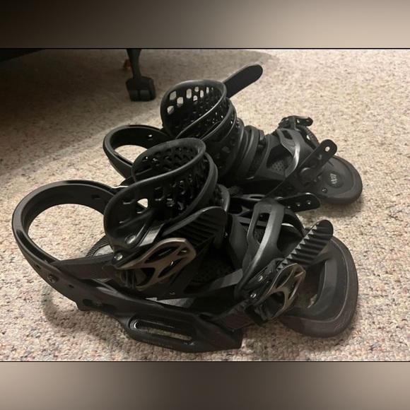 Women’s Burton Lexa EST size small snowboard bindings - Picture 6 of 6